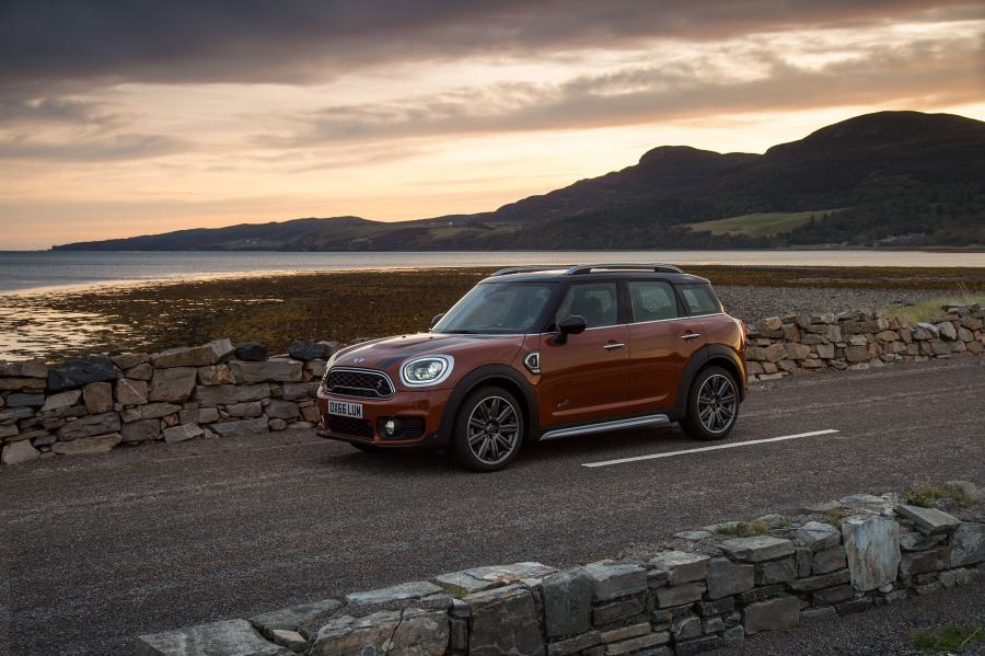  Mini Cooper S Countryman ALL4 2017 года  (WW) (фото 14 из 138)